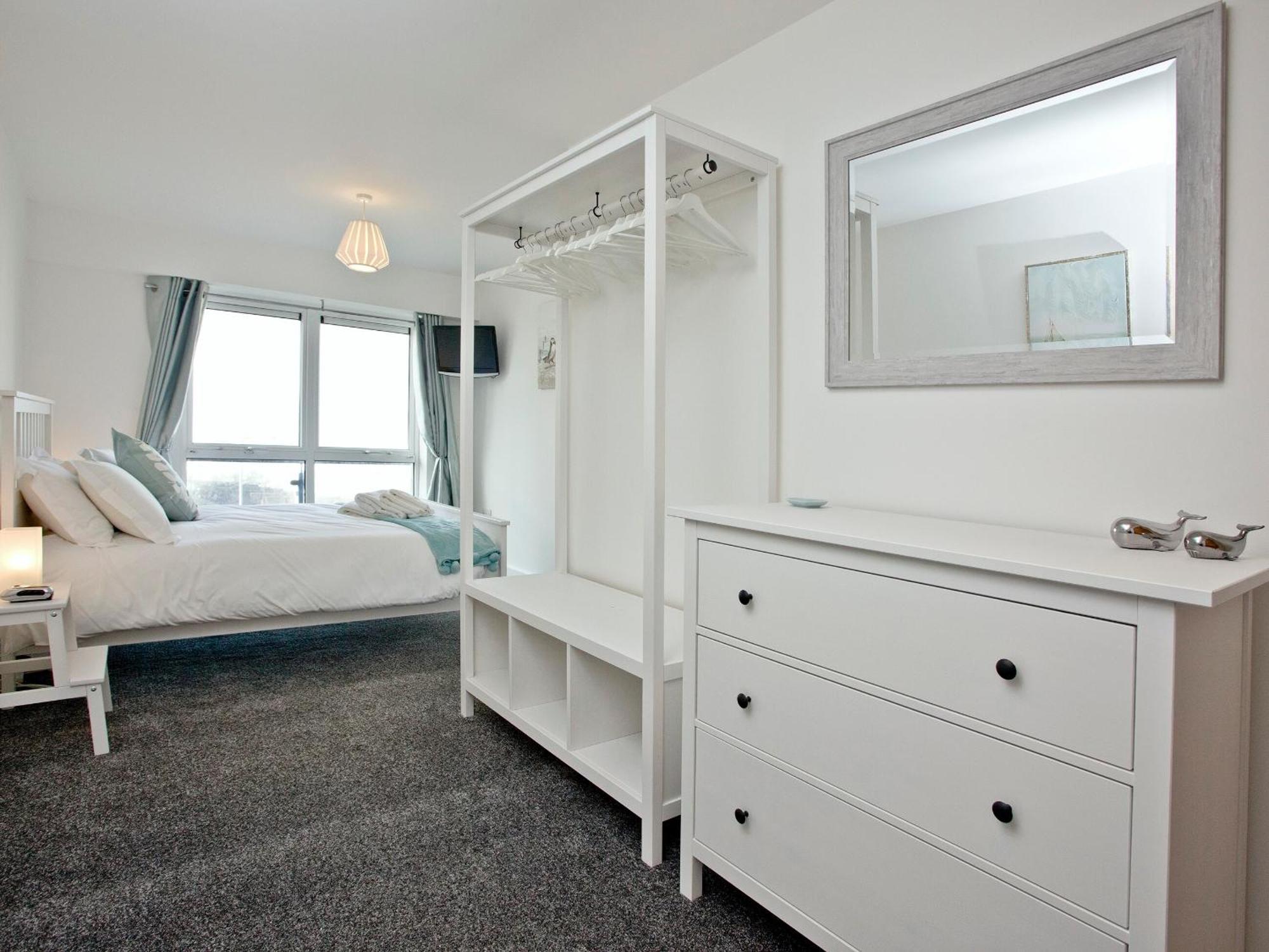 Fistral Escape Apartment Crantock Exterior photo