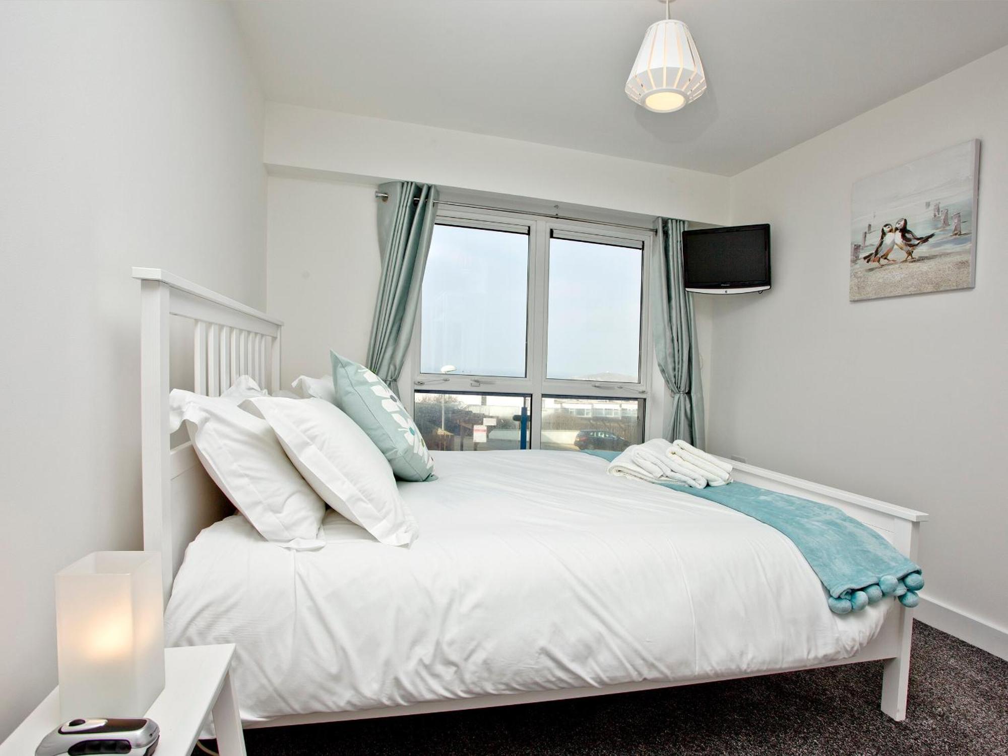 Fistral Escape Apartment Crantock Exterior photo