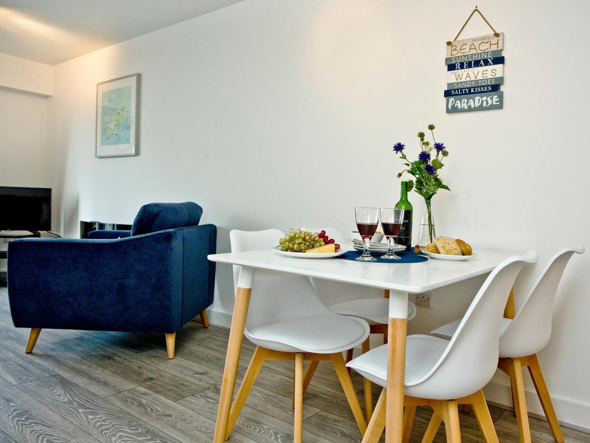 Fistral Escape Apartment Crantock Exterior photo