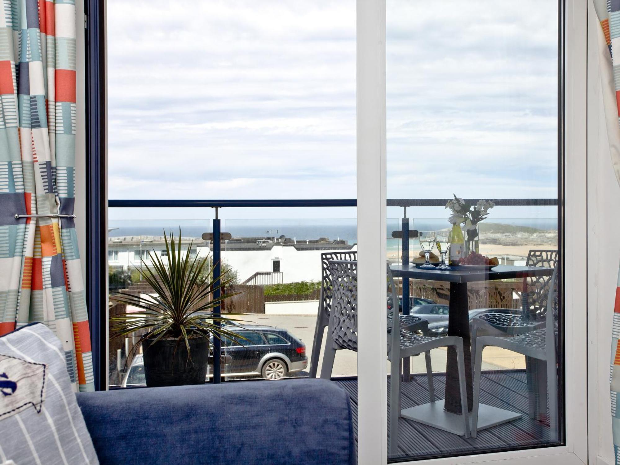 Fistral Escape Apartment Crantock Exterior photo